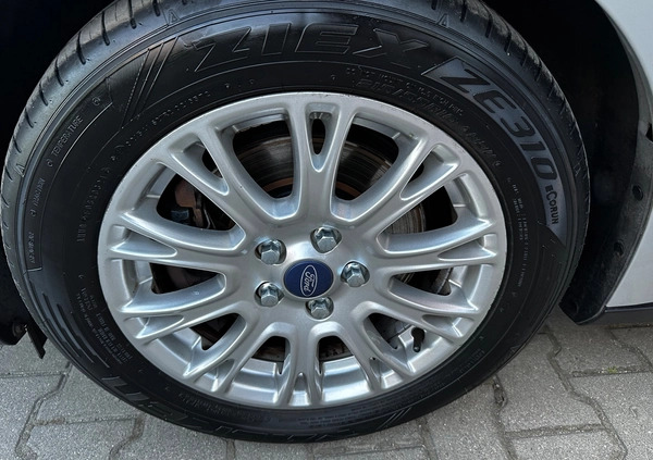 Ford Focus cena 26900 przebieg: 144128, rok produkcji 2011 z Szczecin małe 781